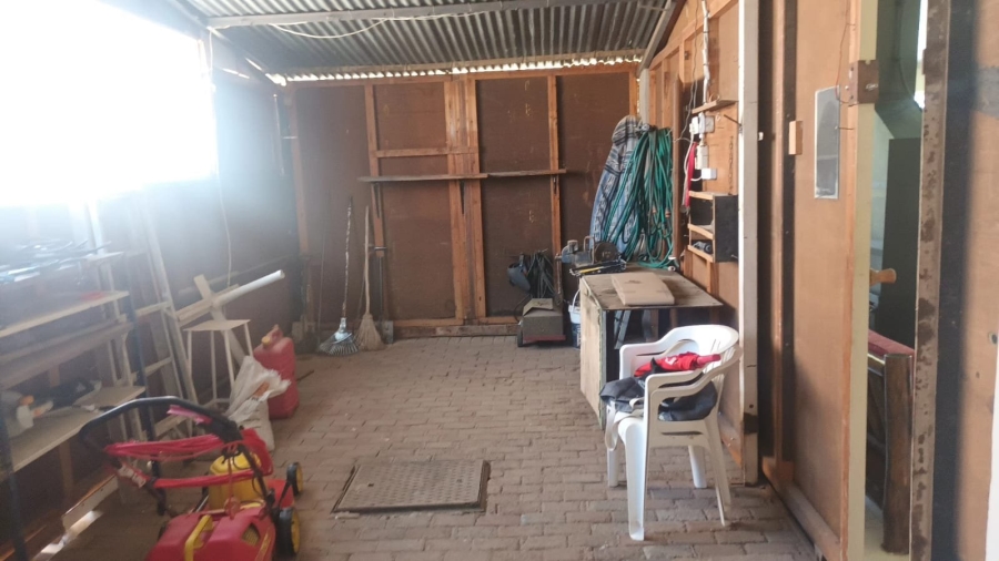 4 Bedroom Property for Sale in Hennenman Free State